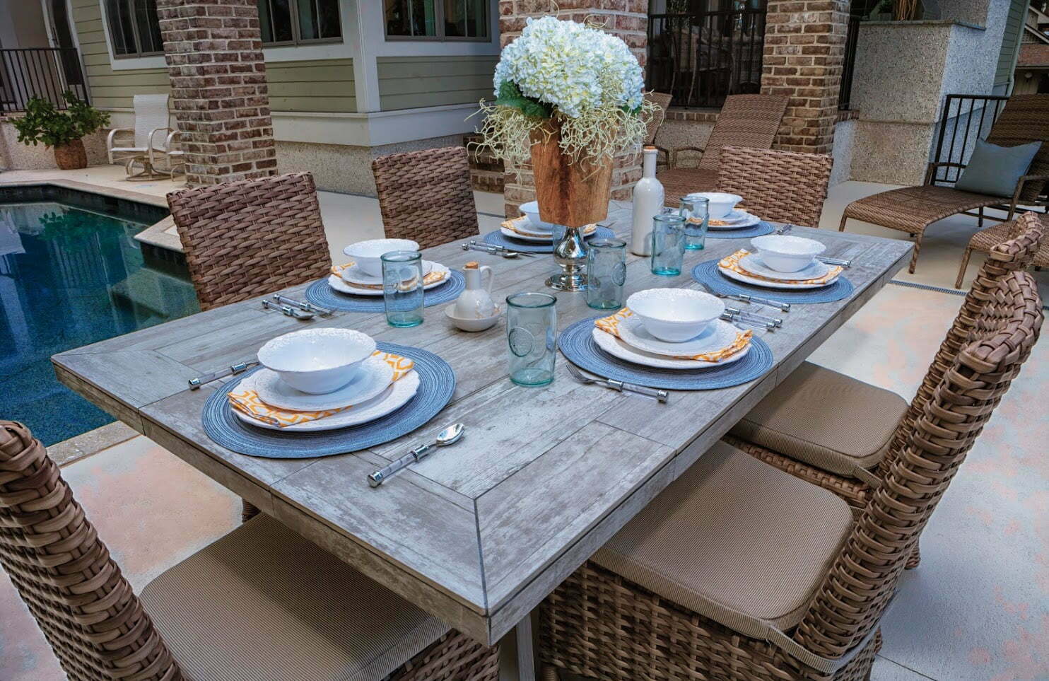 Transform Your Outdoor Dining Area