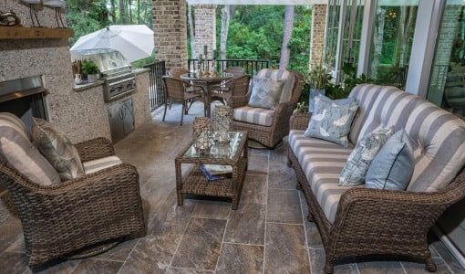 Choosing the Best Size for Your Outdoor Furniture Setting