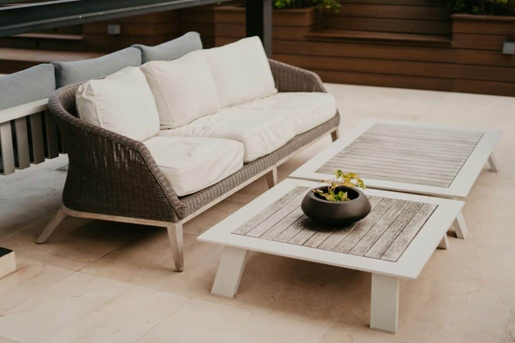 Revolutionize Your Outdoor Space: Tips and Tricks for Choosing the Perfect Outdoor Furniture for Small Spaces