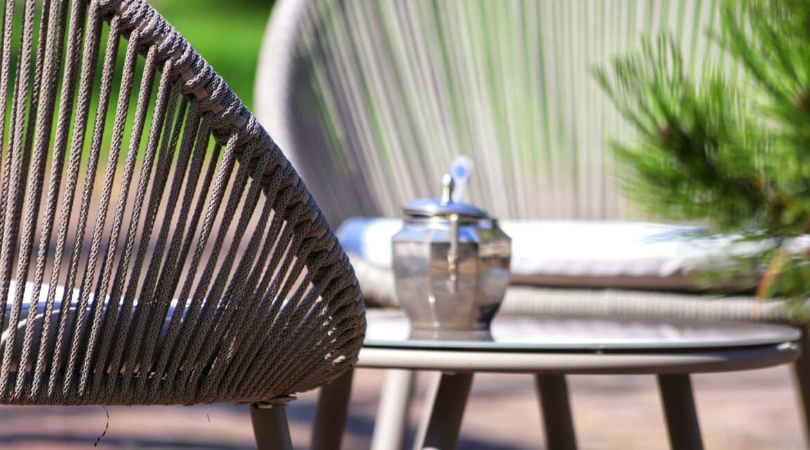 Cast Aluminum: Durable and Stylish Outdoor Furniture for Any Space