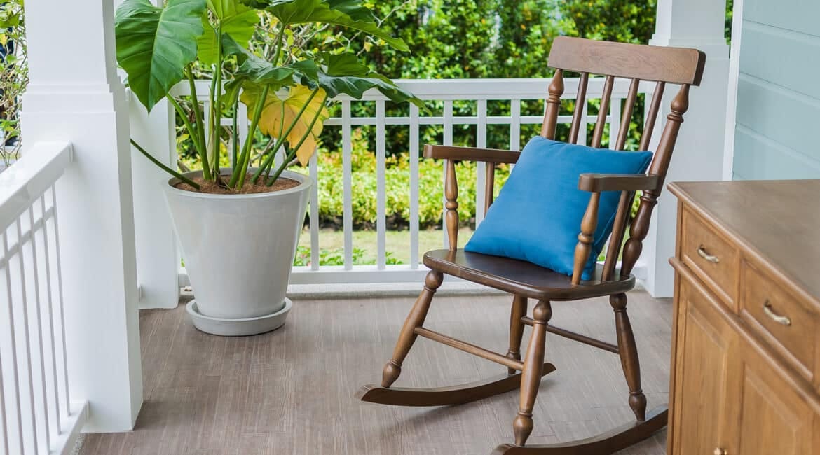 Rocking Chairs to Fire Pit Tables: Atlanta’s Favorite Patio Furniture Picks