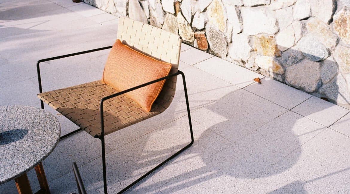 aluminum furniture