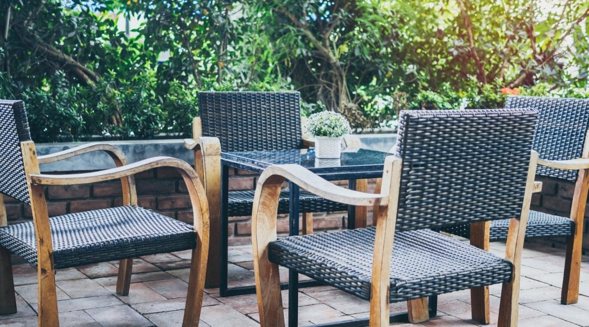 recycled plastic furniture