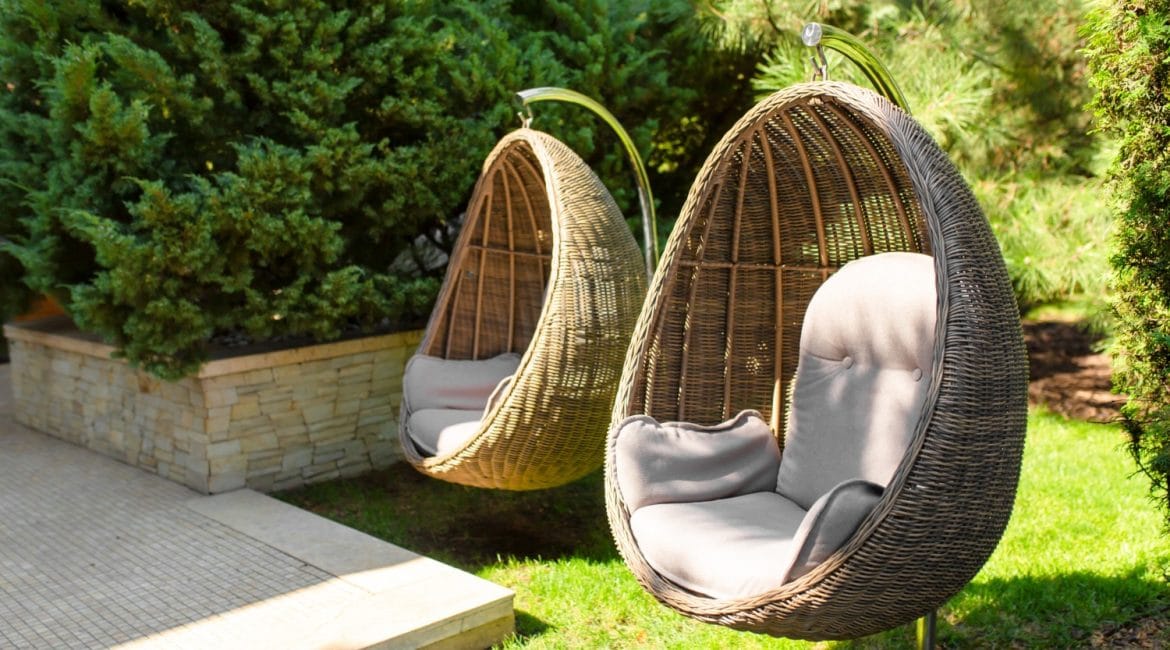 wicker patio furniture