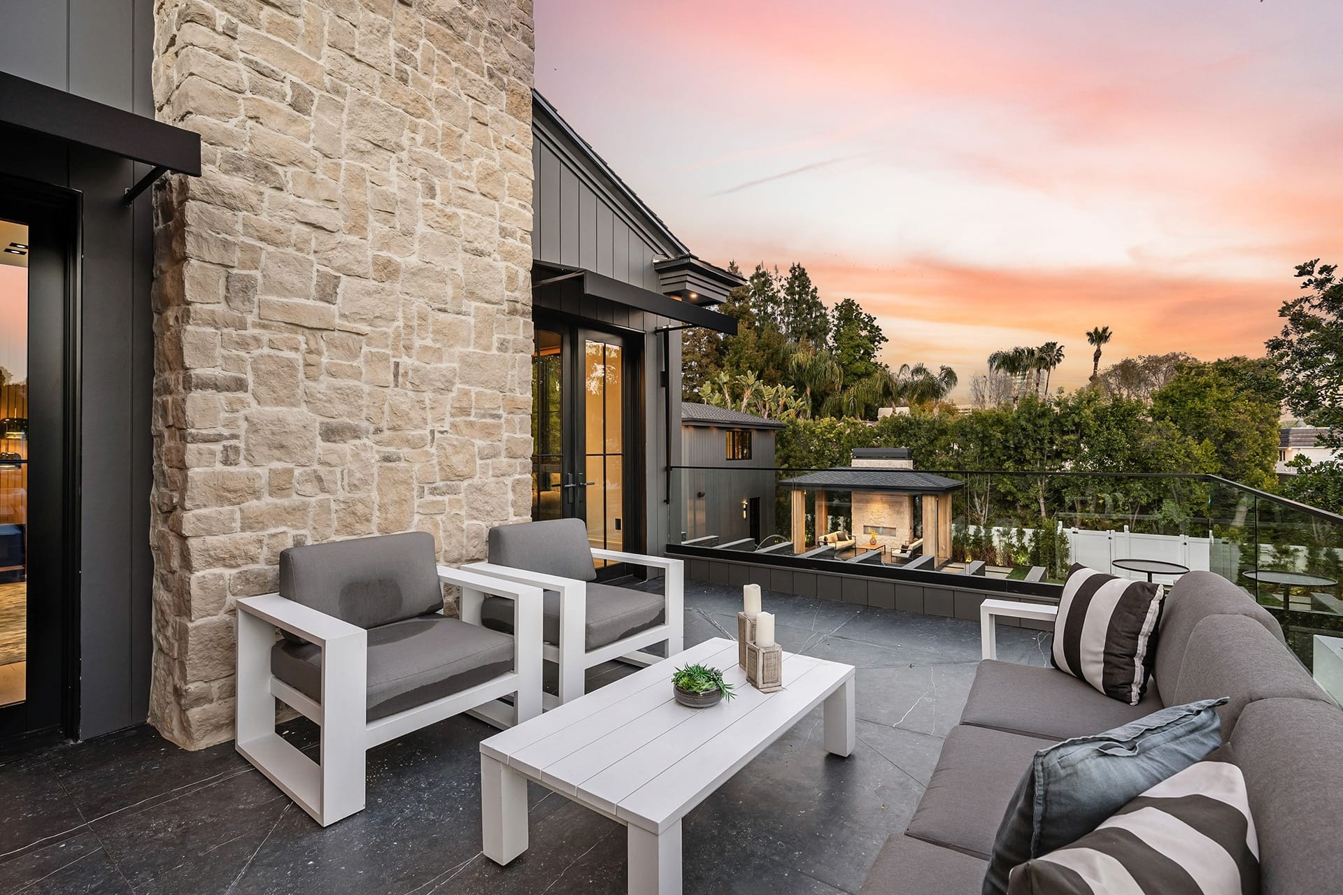 Furnish Outdoor Living Space Budget Florida options on display in Florida