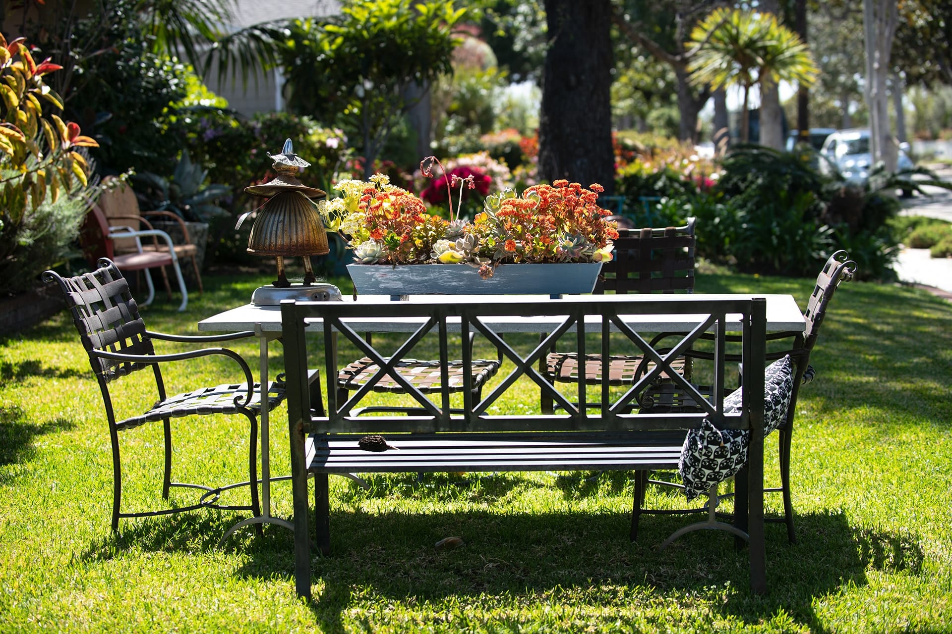 Garden table with chairs — factory-direct patio furniture in Florida sunshine