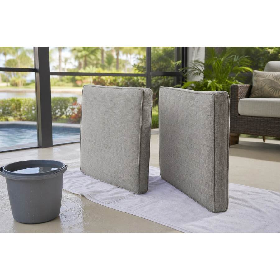 Cleaning Food and Sunscreen Marks From Outdoor Cushions: Air Drying Outdoor Cushions After Cleaning