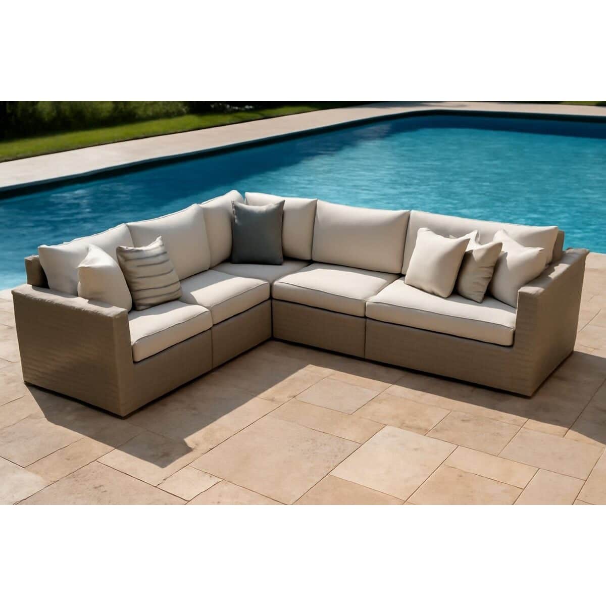 Combining Outdoor Dining and Deep Seating on One Patio: Deep Seating Patio Sets That Fit a Florida Lanai