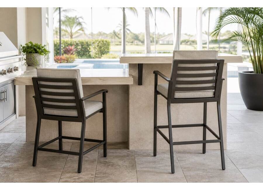 Counter-Height vs Bar-Height Outdoor Stools: Counter Height vs Bar Height Outdoor Stools