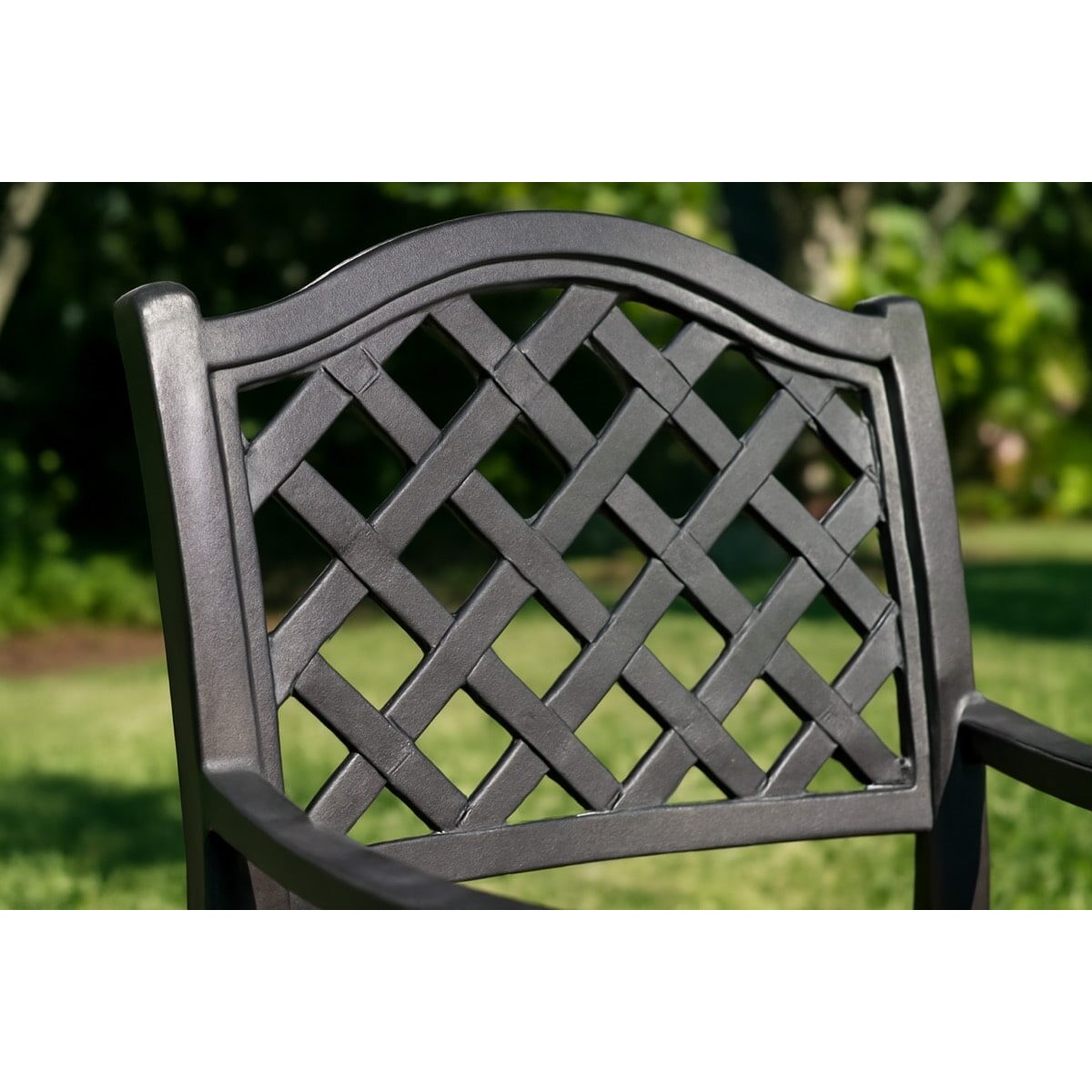 Salt-Air Maintenance for Aluminum Patio Furniture Joints: Choosing Aluminum Patio Furniture That Shrugs Off Coastal Salt Air (detail)