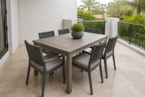 outdoor dining set wall and railing clearance overview in Florida