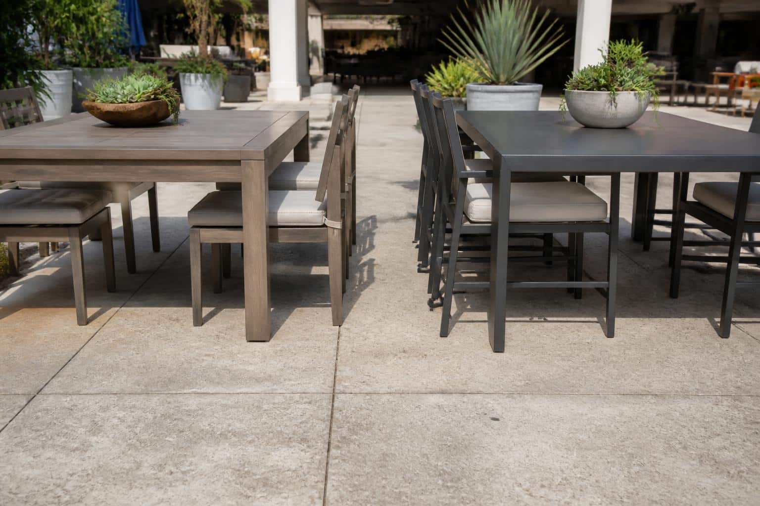 outdoor dining table overhang leg room showroom comparison