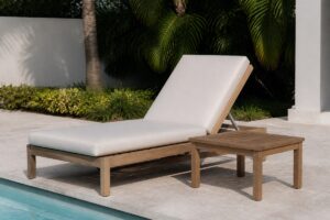 Patio Side Table Height for a Chaise Lounge