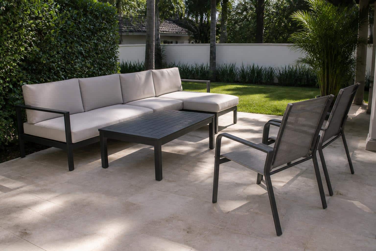 Sunbrella cushion fabric vs PVC sling fabric patio layout in Florida
