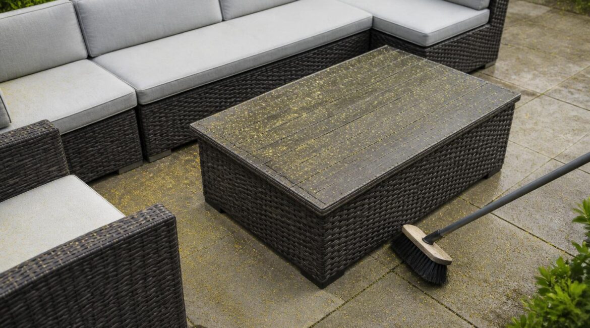 cleaning pollen from a wicker patio set overview in Florida