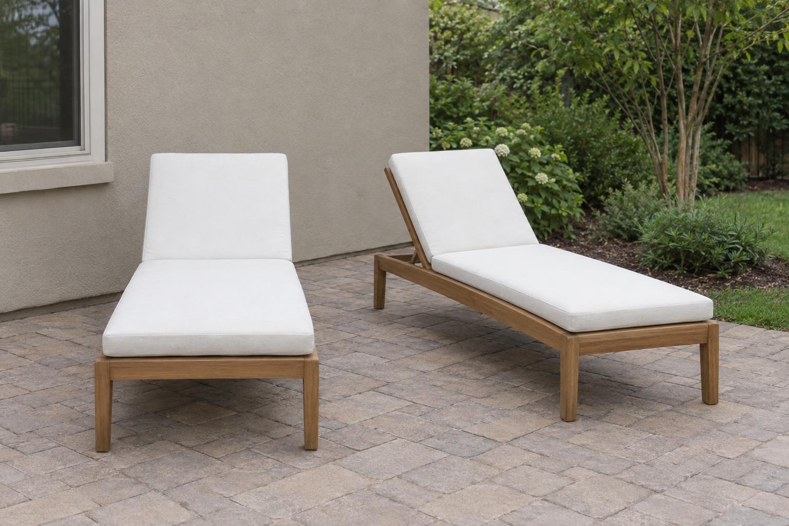 Two single chaises with separate positions and an open gap between them